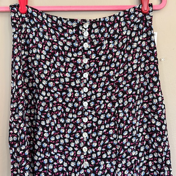 Karen Kane Button Front Midi Skirt. - Picture 6 of 13